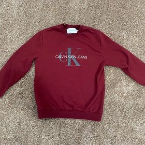 Large men’s maroon Calvin Klein crew neck